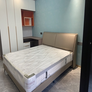 依思蒙沙真皮床