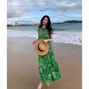 海边度假复古绿色印花无袖连衣裙女夏季旅游拍照绝美大摆沙滩长裙