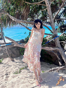 海边旅游度假沙滩裙超仙女网纱蝴蝶花朵吊带连衣裙高级感礼服晨袍