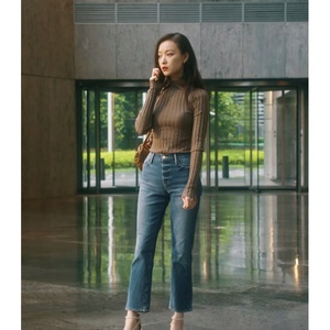 岁月倪妮朱锁锁同款牛仔裤衣服女修身针织打底衫翻领咖色毛衣