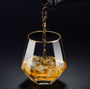 超好看的酒杯
