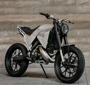 进口雅马哈250本田ez-9山地越野高赛魔术师街车400电喷水冷摩托车