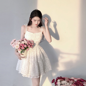 清纯初恋蓬蓬裙超仙雪纺碎花吊带白裙夏2022新款绝美连衣裙小个子