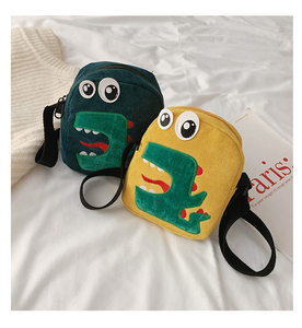 儿童包包2019可爱小恐龙卡通男童斜挎包时尚百搭女童潮包手机包