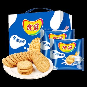 蓝色包装的牛奶饼干图片