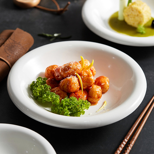 齐德日式风陶瓷白色盘子圆形沙拉盘简约深盘家用反口饭盘