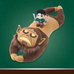 日本usj环球影城代购直邮 进击的巨人 兽之巨人 利威尔 抱枕