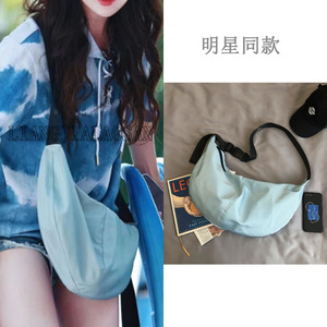 杨超越极限挑战同款斜挎包港风工装包饺子包学生纯色休闲单肩背包