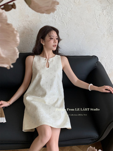 2024夏季新款韩版设计感提花高级感无袖背心裙小众气质短款连衣裙