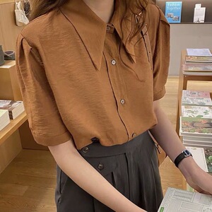 2021韩版chic夏季新款橘棕色复古衬衣短袖宽松衬衫女五分袖上衣