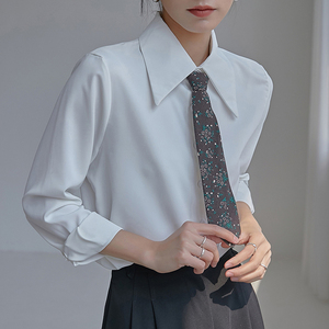 白衬衫女新款2022年洋气时尚长袖气质职业正装领带衬衣设计感小众