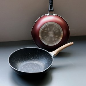 铁木真麦饭石不粘锅炒锅家用炒菜锅平底锅电磁炉煤气专用麦石锅具