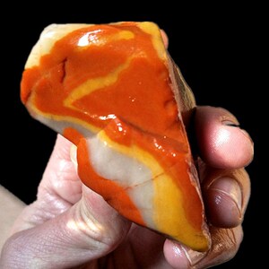 天然新疆彩玉毛料原石戈壁石手把件奇石观赏石鸿玛瑙玉石雕刻石料