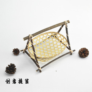 特色手工艺竹编制品小竹篮酒店餐饮工艺菜篮三角树枝架装饰品摆设