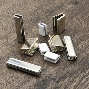 织带夹绳子尾夹鞋花金属夹子服装辅料织带尾夹腰带夹皮带夹子