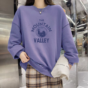 紫色圆领卫衣女装宽松百搭2023年秋冬新款时尚印花中长款套头上衣