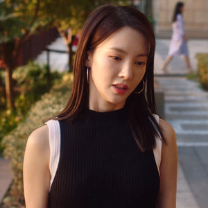 了不起的女孩沈思怡金晨明星同款针织吊带背心女春秋黑色拼接上衣