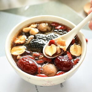 女性炖鸡汤气血煲汤材料广东养生药膳滋补炖品阿胶黄精乌鸡汤