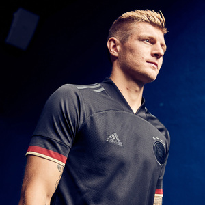 德国队球服客场