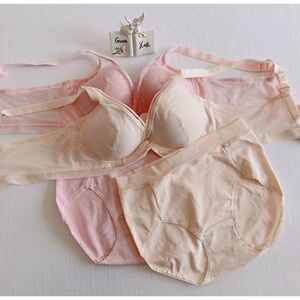 23-7韩国新款无钢圈文胸内衣套装无痕海绵光面定型模杯底裤纯棉