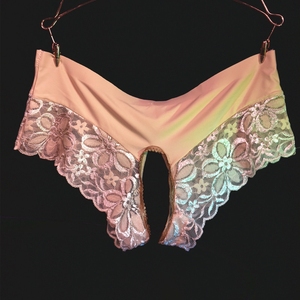 日系性感女内裤开裆蕾丝一体冰丝三角裤免脱提臀情趣内衣大码诱惑