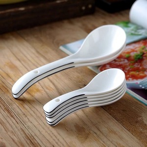 小汤勺酒店饭店陶瓷二针饭勺家用骨瓷黑边餐具家用陶瓷调羹勺子餐