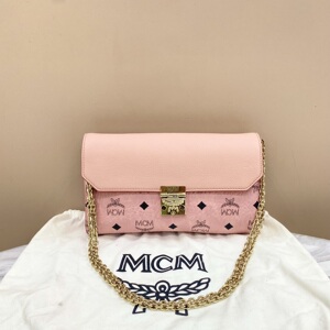 mcm patricia系列粉色链条包,99新有原膜,约24*15
