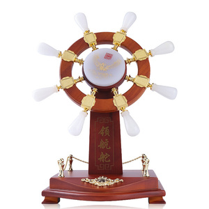 领航舵掌舵手轮船舵实木公司企业琉璃装饰品老板办公室桌面摆件