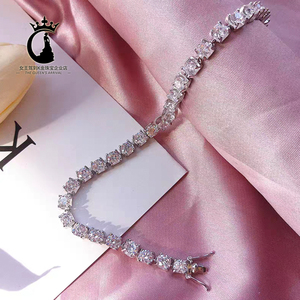 18k金莫桑钻石牛头手链女铂金手镯闺蜜白水晶潮新款仿真钻时尚潮