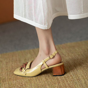 欧洲站包头后空凉鞋女复古粗跟流苏浅口单鞋2022新款真皮中跟百搭