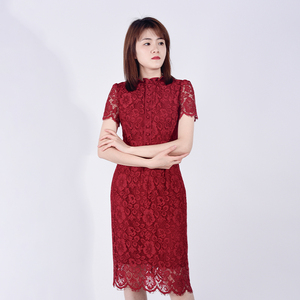 纤牌女装