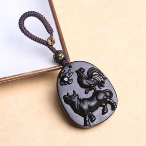 2022年属蛇吉祥物牛鸡迎禄吊坠生肖蛇男女三合解太岁牛鸡饰物项链