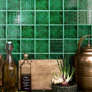 墨绿色冰裂瓷砖厨房