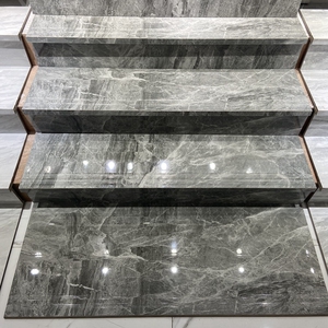 瓷砖楼梯踏步砖