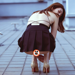 情趣露出超短裙侧开叉百褶裙户外调教齐臀迷你裙日系学院风无内衬