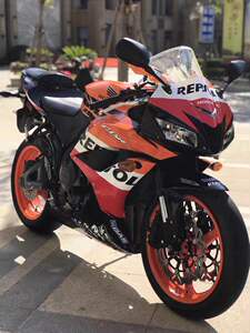 honda/本田 _ 二手进口本田cbr600—f5重机车摩托车跑车四缸水冷1000