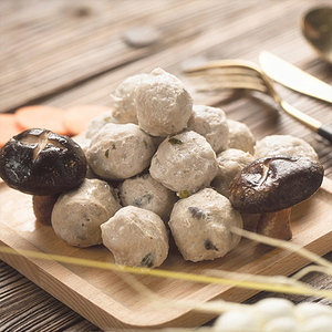 香菇丸子潮汕猪肉丸火锅食材菜品大全宿舍荤菜组合小包装肉丸真空