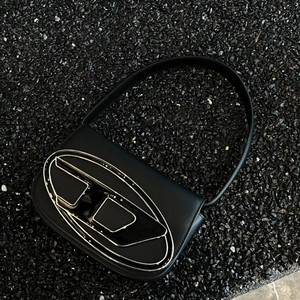 2023新款流行女包迪赛diesel叮当包女士单肩斜挎包腋下包手提包包