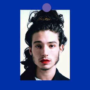 一张明信片 埃兹拉米勒ezramiller壁花少年 海报 a2c93a07