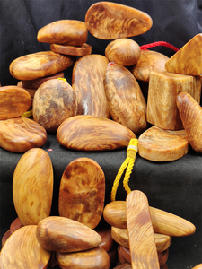 天上掉下头幸福猪淘宝东北新款其他琥珀木原木料松明子手把件摆件沉