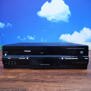 老物件精品东芝dvd录像磁带转录一体机能用古玩收藏热摆件sd38vkr