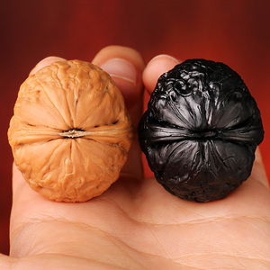 精品云南铁核桃阴阳龙珠蛇皮球文玩手捻盘把件掌中宝生自然落地果