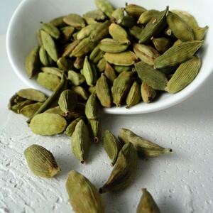 印度奶茶原料小豆蔻50克绿豆蔻香料三角豆蔻咖喱调料非500克 包邮