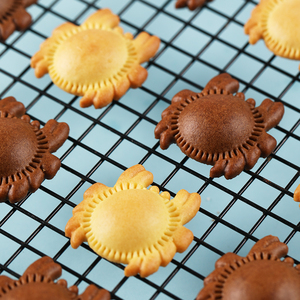 豫吉饼干巧克力味椰麦味饼干螃蟹造型饼干空心小螃蟹饼干形状零食