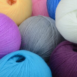 开司米细毛线毛线团细线红色材料彩色毛线手工编织线毛线球粉色