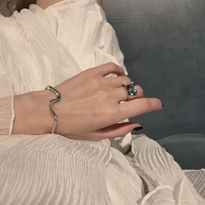 莫比乌斯环手镯女生925纯银ins小众设计开口年轻款手环网红手饰品