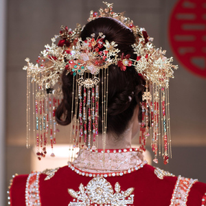 新款中式新娘结婚头饰红色复古花朵流苏凤冠秀禾服古装眉心坠饰品
