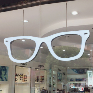 lkhoyu眼镜店橱窗装饰灯箱门头墙上发光字道具陈列展示架子定制美