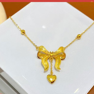 在逃公主蝴蝶结黄金项链吊坠女纯金999足金一体套链结婚订婚新款