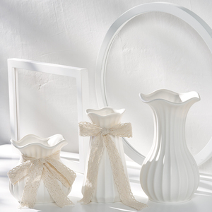 蕾丝白色陶瓷满天星干花花瓶客厅简约创意水养家居装饰插花摆件
